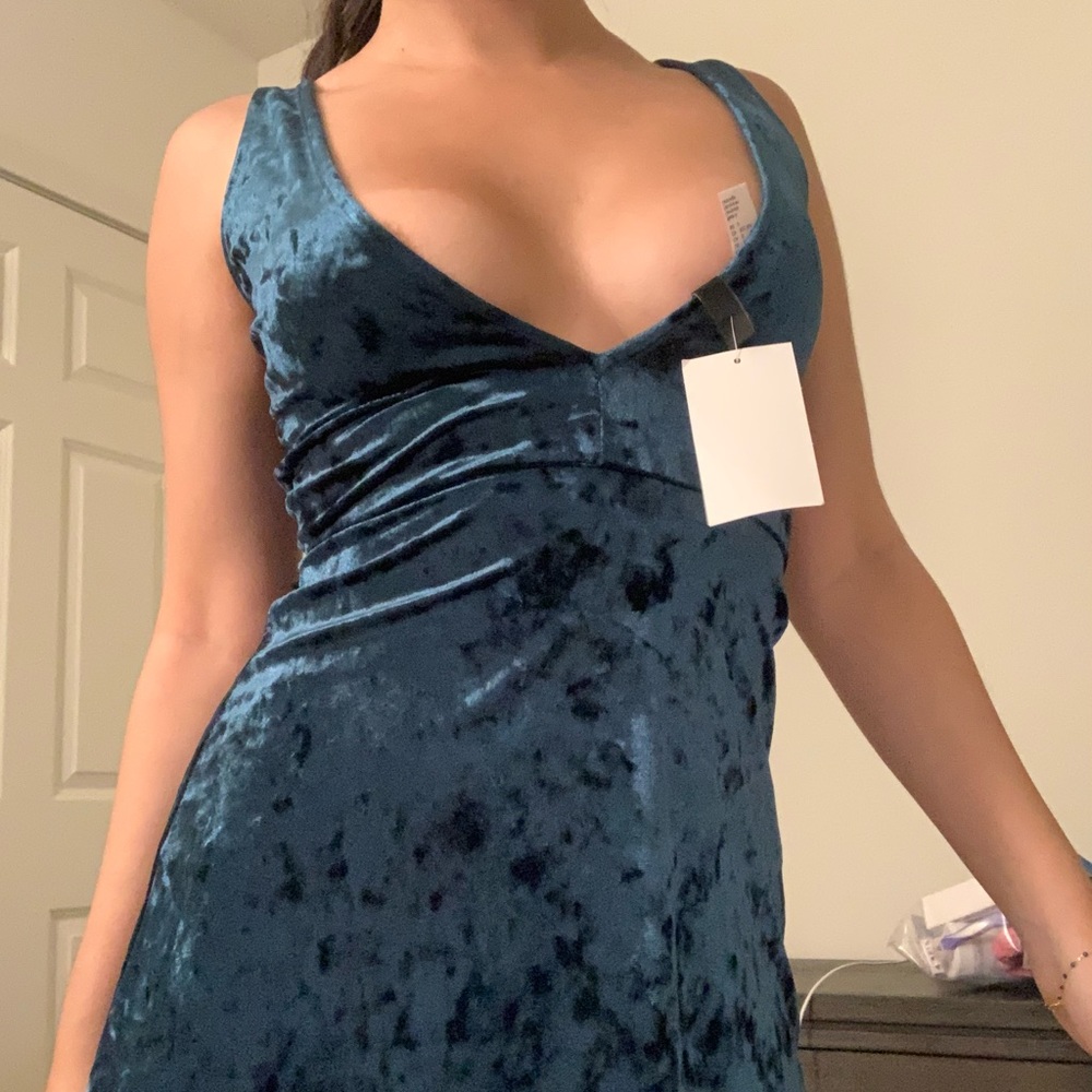 SUPER SEXY H&M BLUE VELVET MINI DRESS SIZE 0